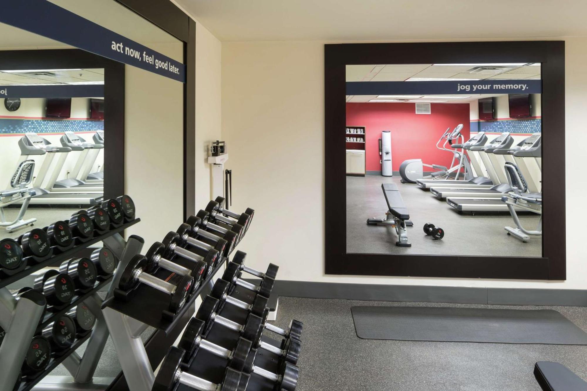 Hampton Inn & Suites Atlanta-Downtown Екстер'єр фото