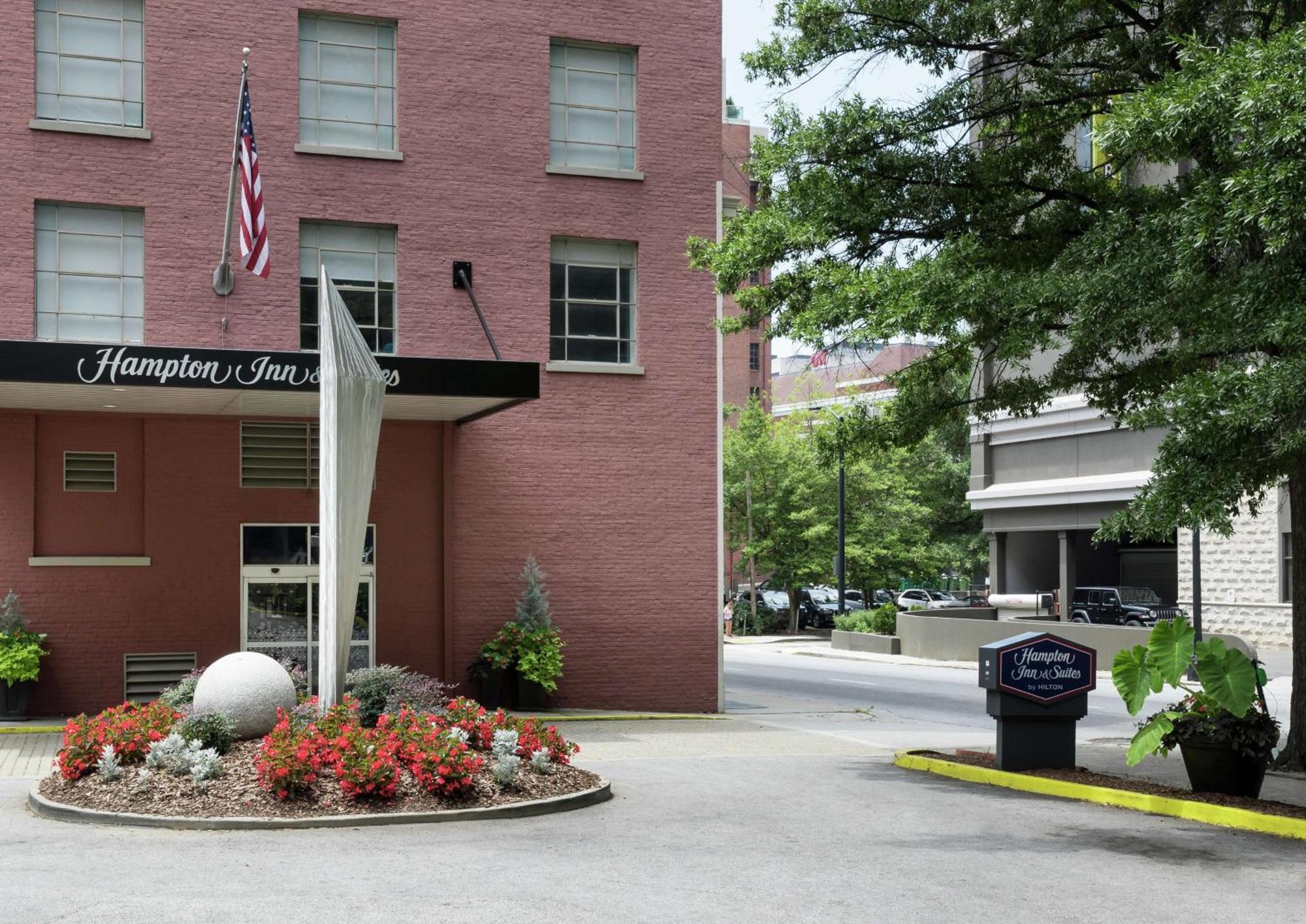 Hampton Inn & Suites Atlanta-Downtown Екстер'єр фото