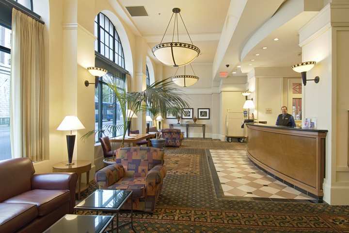 Hampton Inn & Suites Atlanta-Downtown Інтер'єр фото